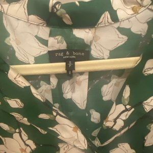 Rag & Bone short sleeve oversized silk blouse - Size S